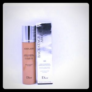 Backstage Dior airflash spray Foundation
